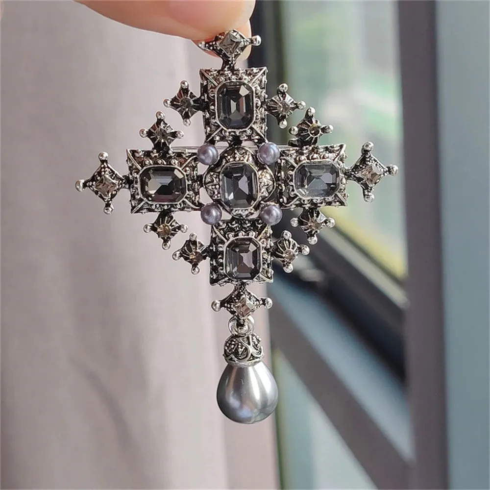 Ebrar Embroidery Brooch Pin