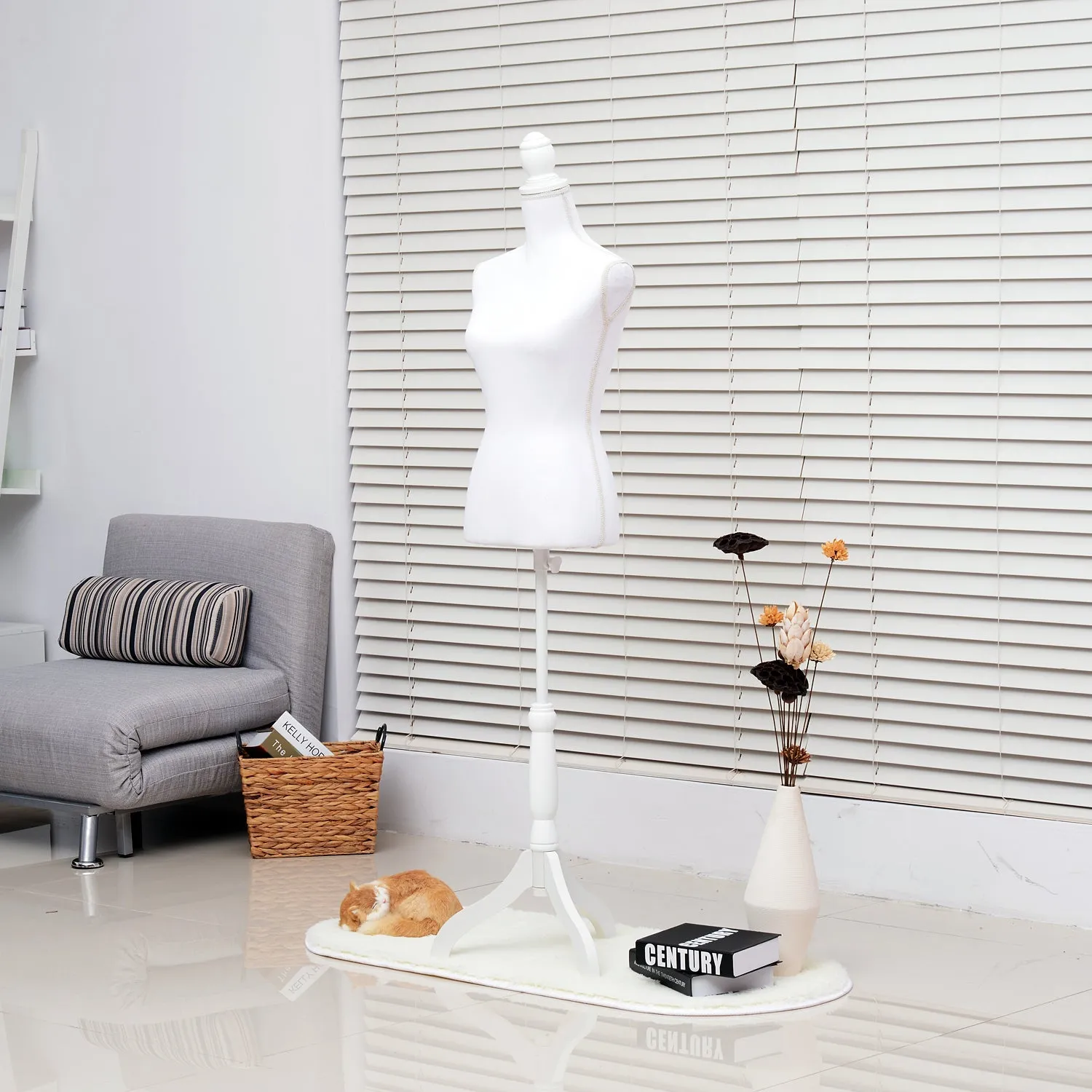 Female Mannequin