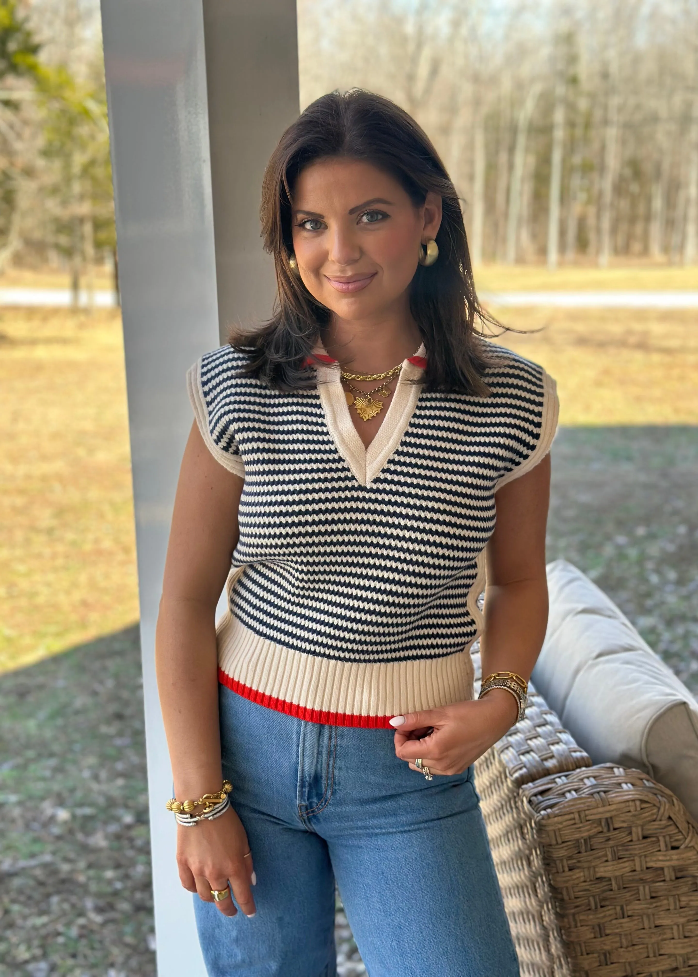 Loli Sleeveless Knit Collared Top
