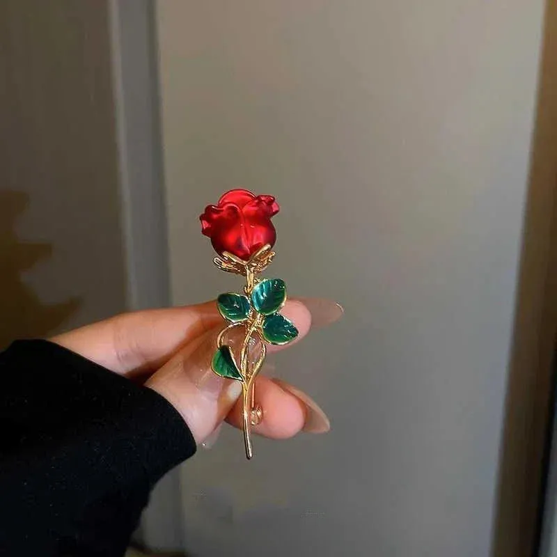 Mallow Leather Brooch Pin