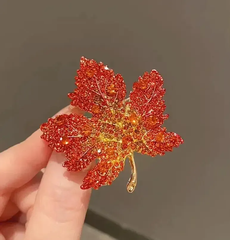 Mallow Leather Brooch Pin