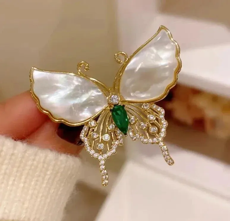 Mallow Leather Brooch Pin