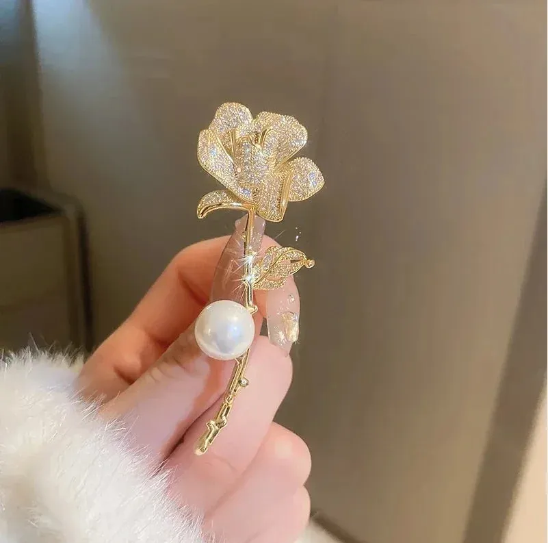 Mallow Leather Brooch Pin