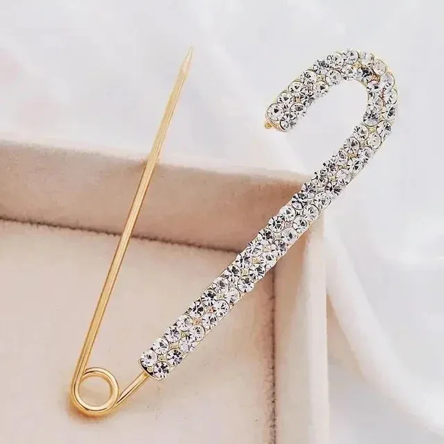Mallow Leather Brooch Pin
